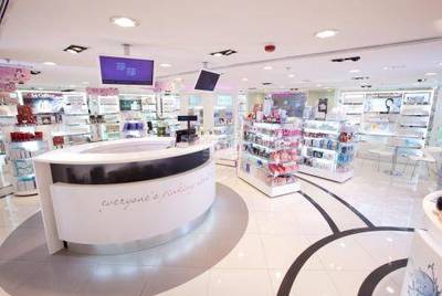 莎莎、卓悅業績回暖，化妝品零售巨頭瞄準大健康品類拓展新增長